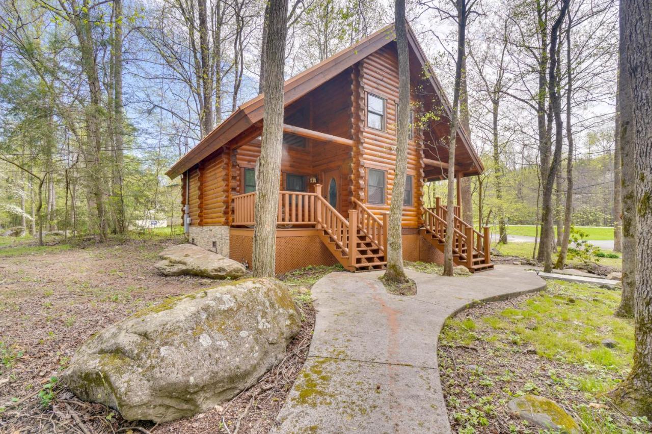 Lovely Gatlinburg Cabin With Private Hot Tub! Екстер'єр фото