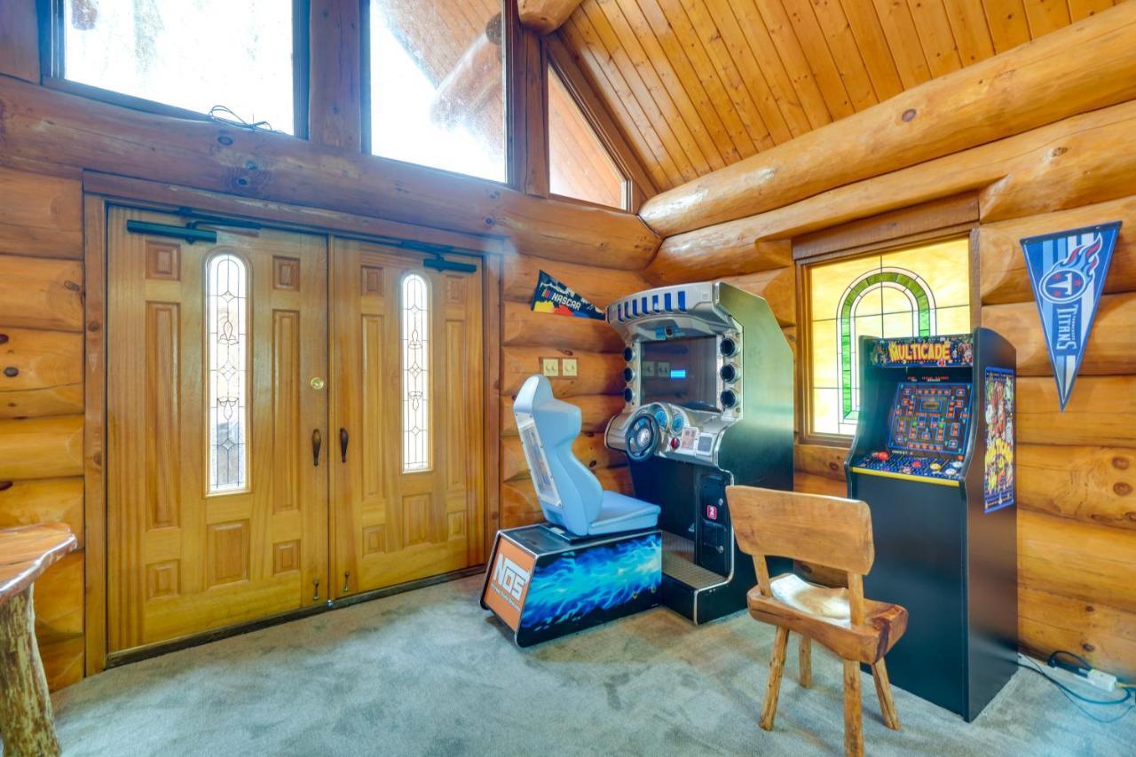 Lovely Gatlinburg Cabin With Private Hot Tub! Екстер'єр фото
