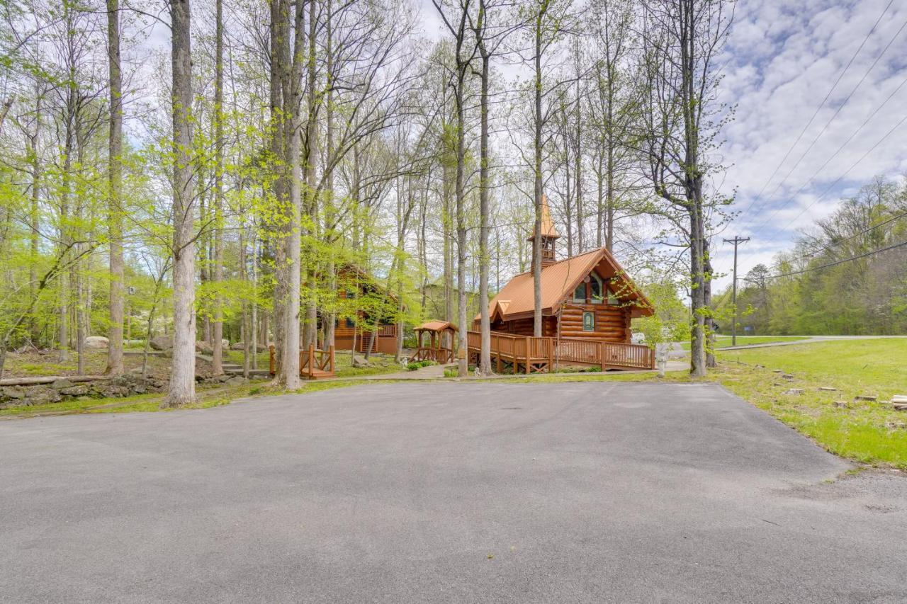 Lovely Gatlinburg Cabin With Private Hot Tub! Екстер'єр фото
