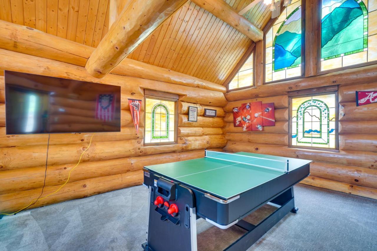 Lovely Gatlinburg Cabin With Private Hot Tub! Екстер'єр фото